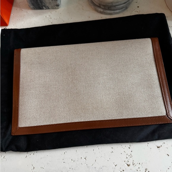 Saint Laurent Tan Leather Clutch - Picture 4 of 7